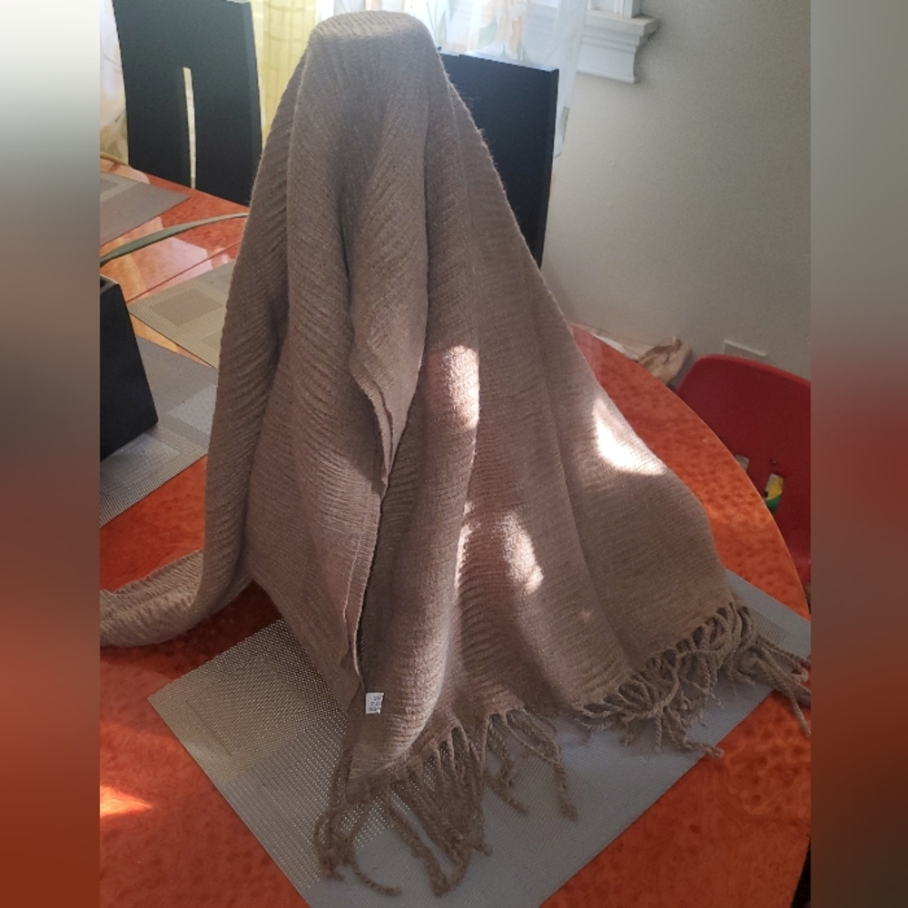 NNT Chic Tan Fringe Scarf 100% Acrylic
